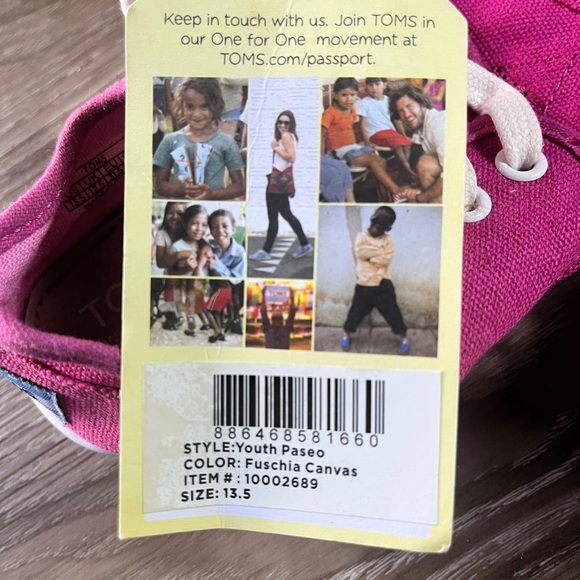 Toms Pink and White Canvas Sneakers New 13.5 - Picture 6 of 6